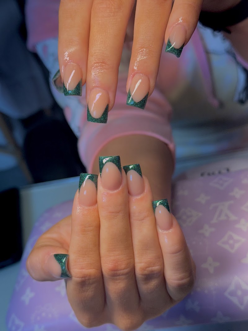 Soulshine beauty co, beauty salon in Grants Pass, OR, photo 4 of 10